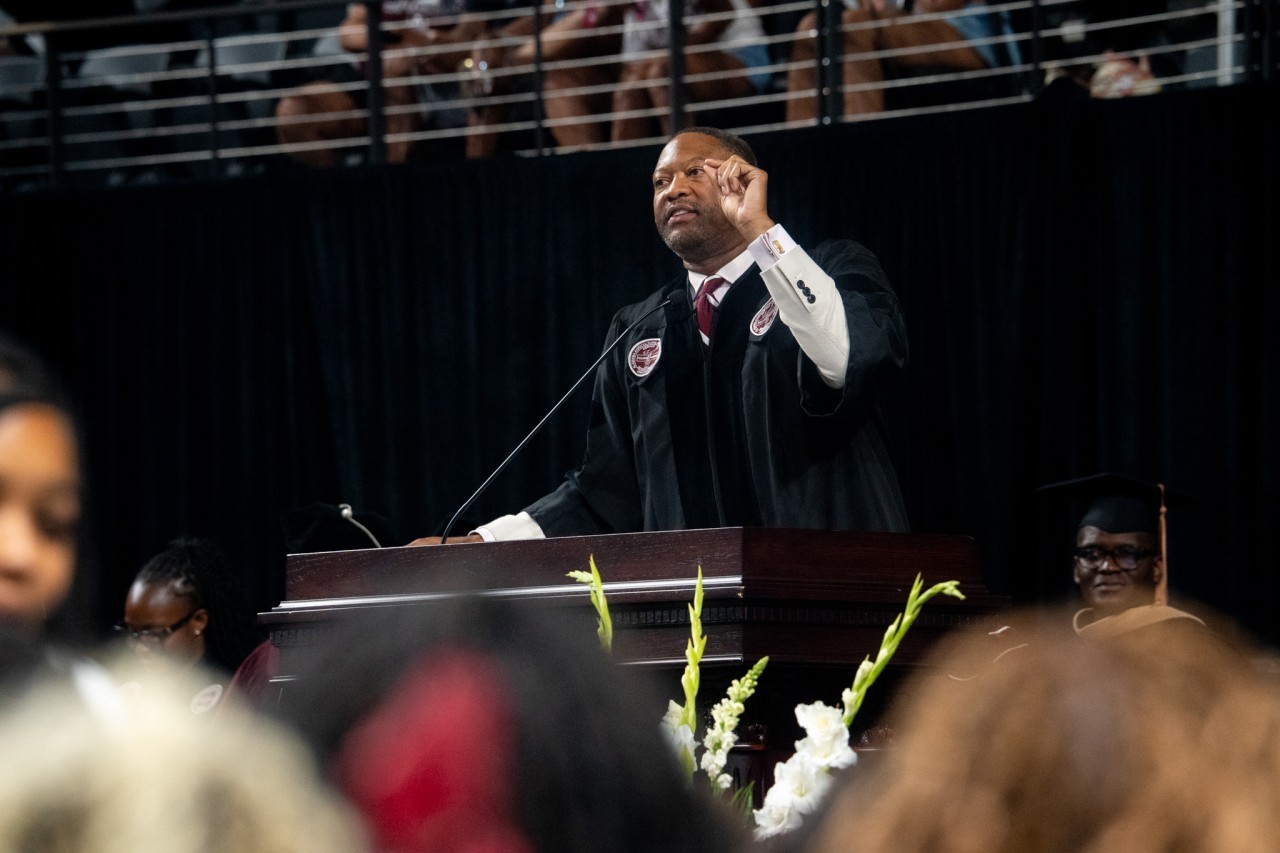 Attorney Don Calloway gives keynote at Fall 2025 Torch Lighting Ceremony