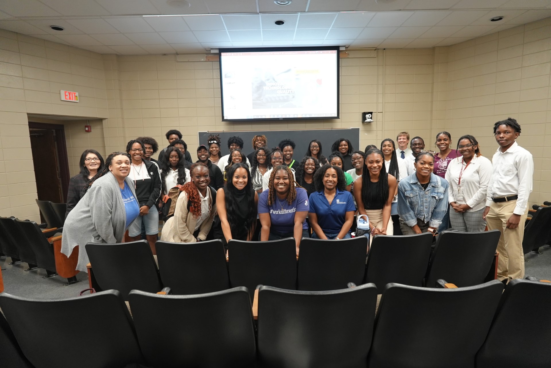 Food Sciences Students and Faculty with General Mills Recruitment Team (blue shirts)