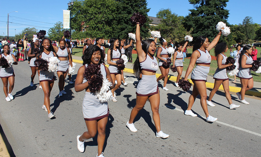 Cheerleaders during homecoming parade