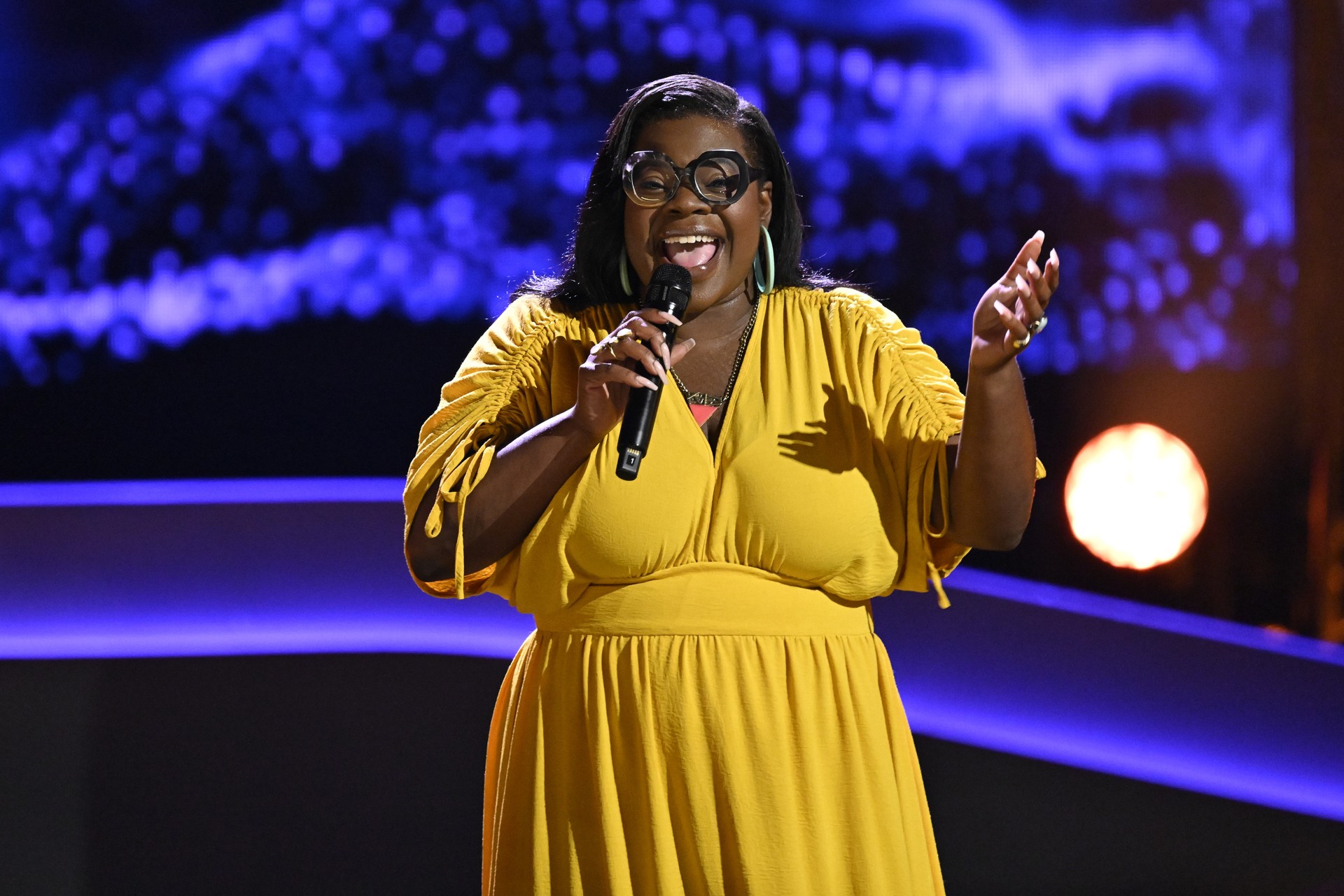 Jazz McKenzie on stage at "The Voice" blind auditions
