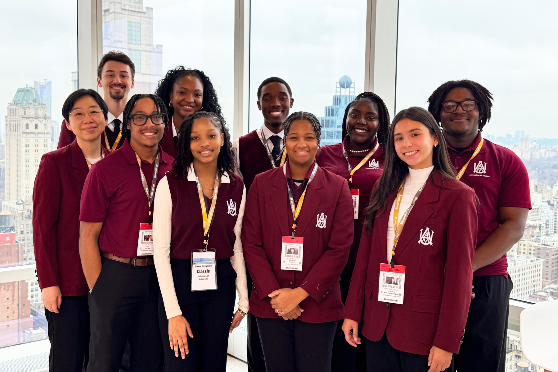 Emilio Angel Gallon, Sydney Moss, Tyler Dailey, Kortney Adkins and Ayoola Akinlawon. Front row, from left, are Dr. Qian Shen, Eric Wilson, Classie Stringfellow, Madison Foster and Laura Avila-Marquez.