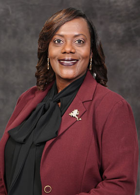 Photo of Kim M. Davis