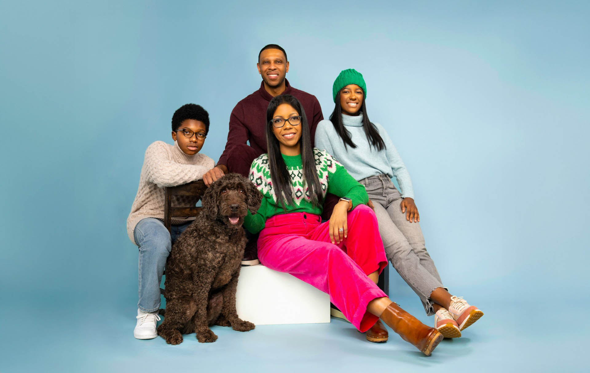 Lyas with her family and their dog
