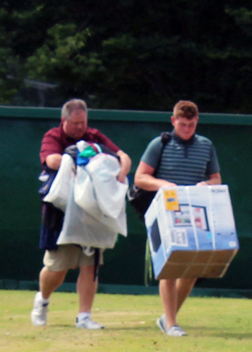 freshman move-in day