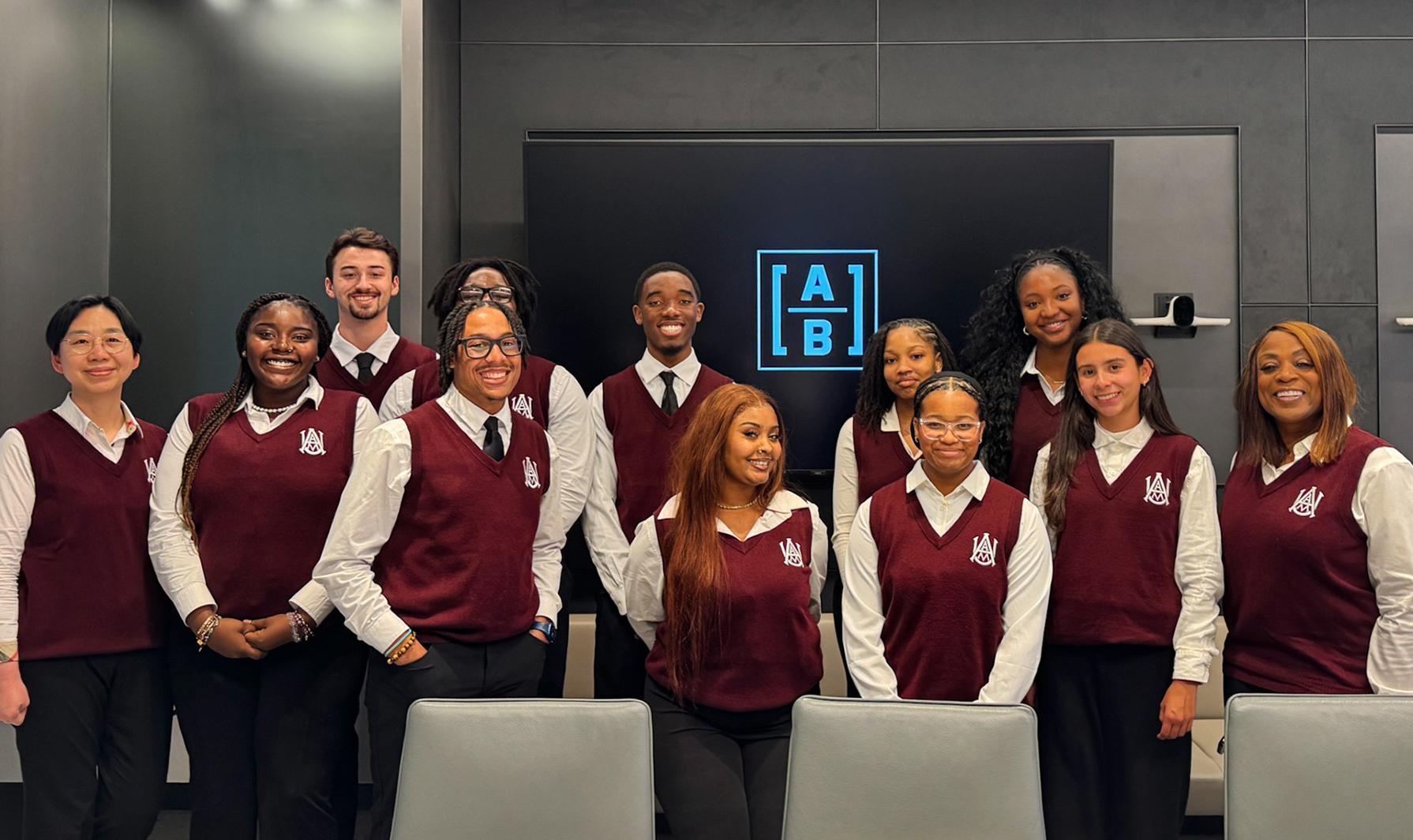 AAMU students and two faculty members at AllianceBernstein