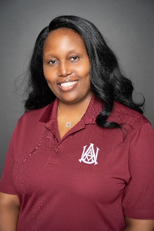 Photo of Melanie Jones, Academic Advising Coordinator